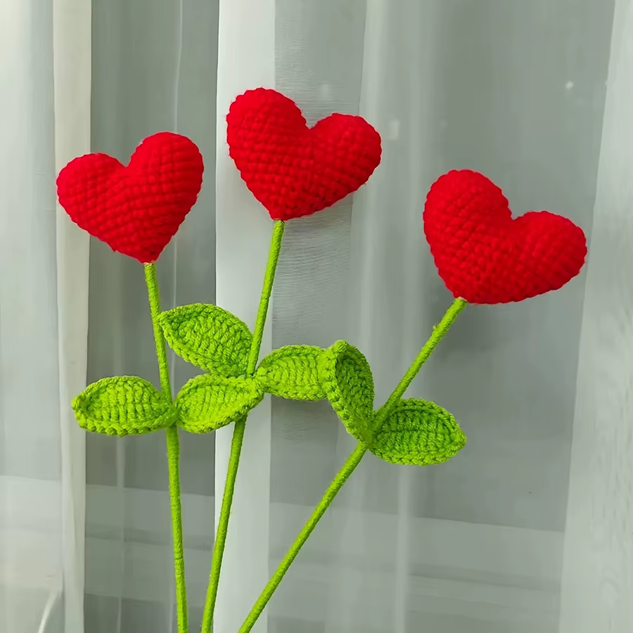 Ensemble de 2 branches de fleurs en forme de cœur rouge