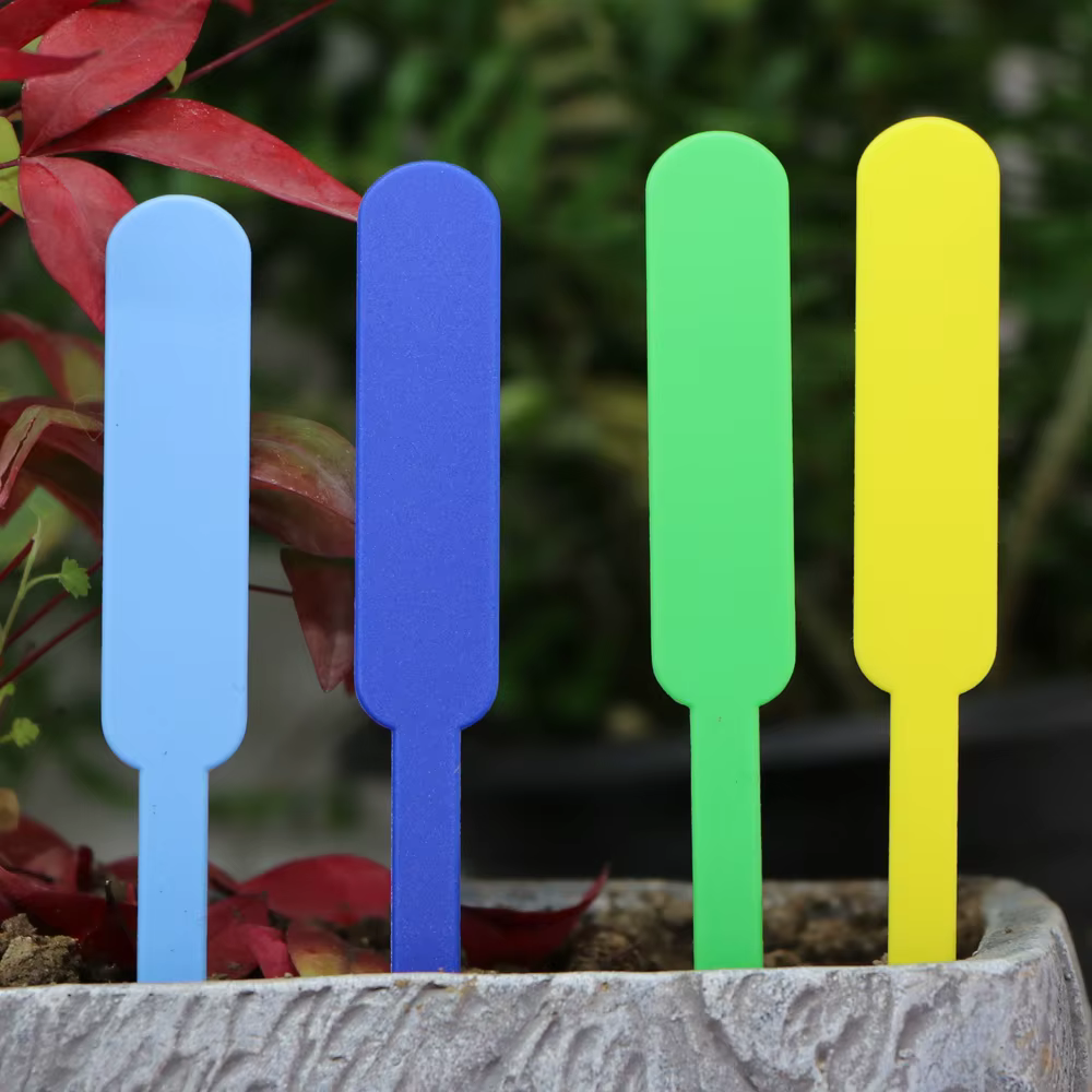 Nouvelles étiquettes de plantes de jardin