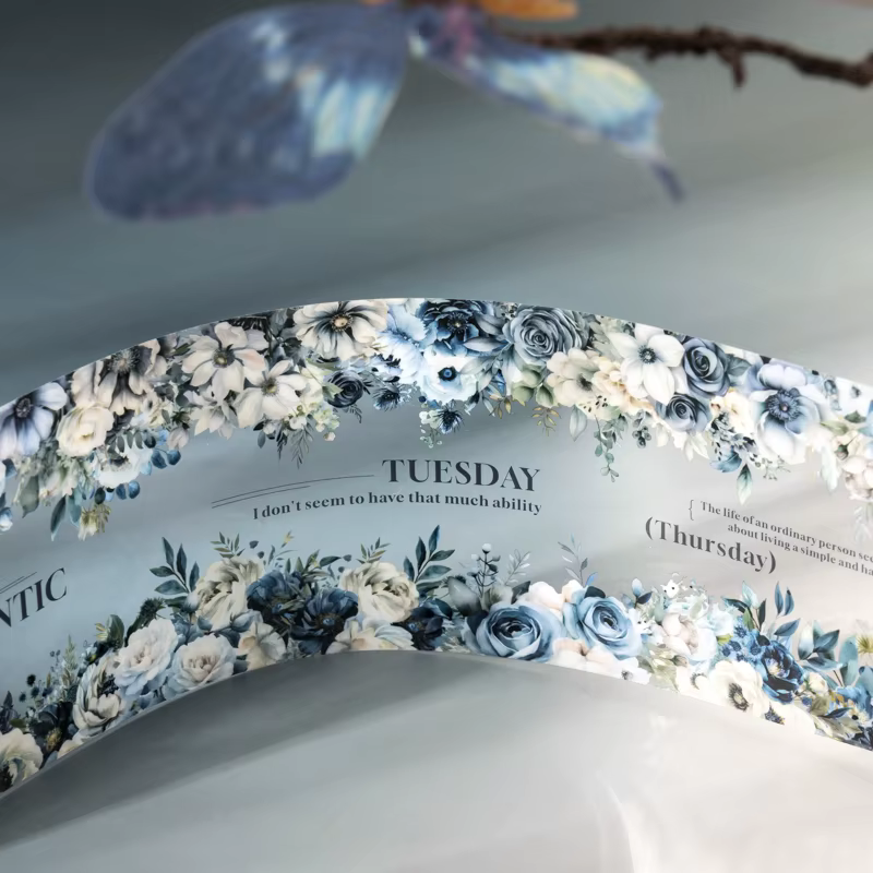 Bande de fleurs floraison dans la nuit sombre