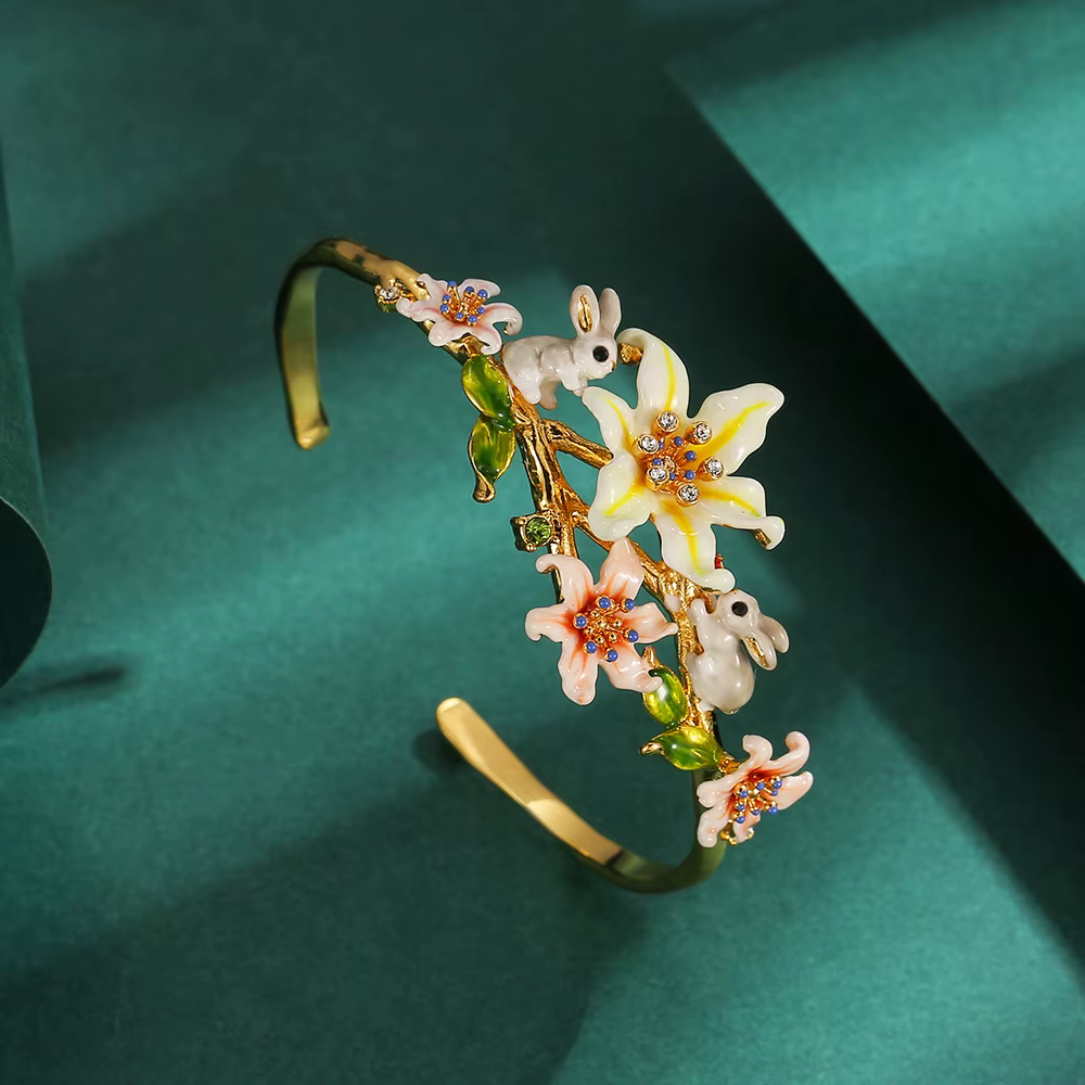 Bracelet de fleur de lapin romantique élégant pour les femmes, bracelets de luxe, accessoires de bijoux de mode, cadeau