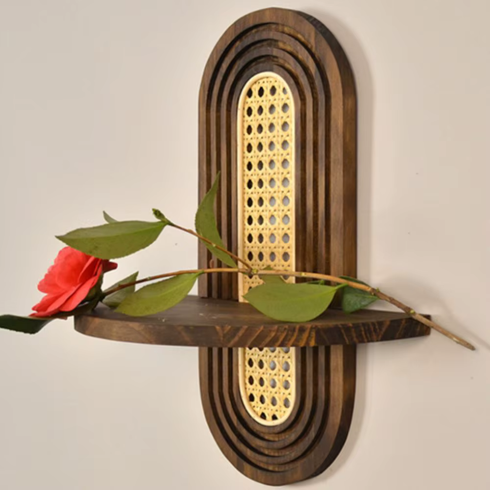 Nouvelle étagère à fleurs en rotin faite à la main