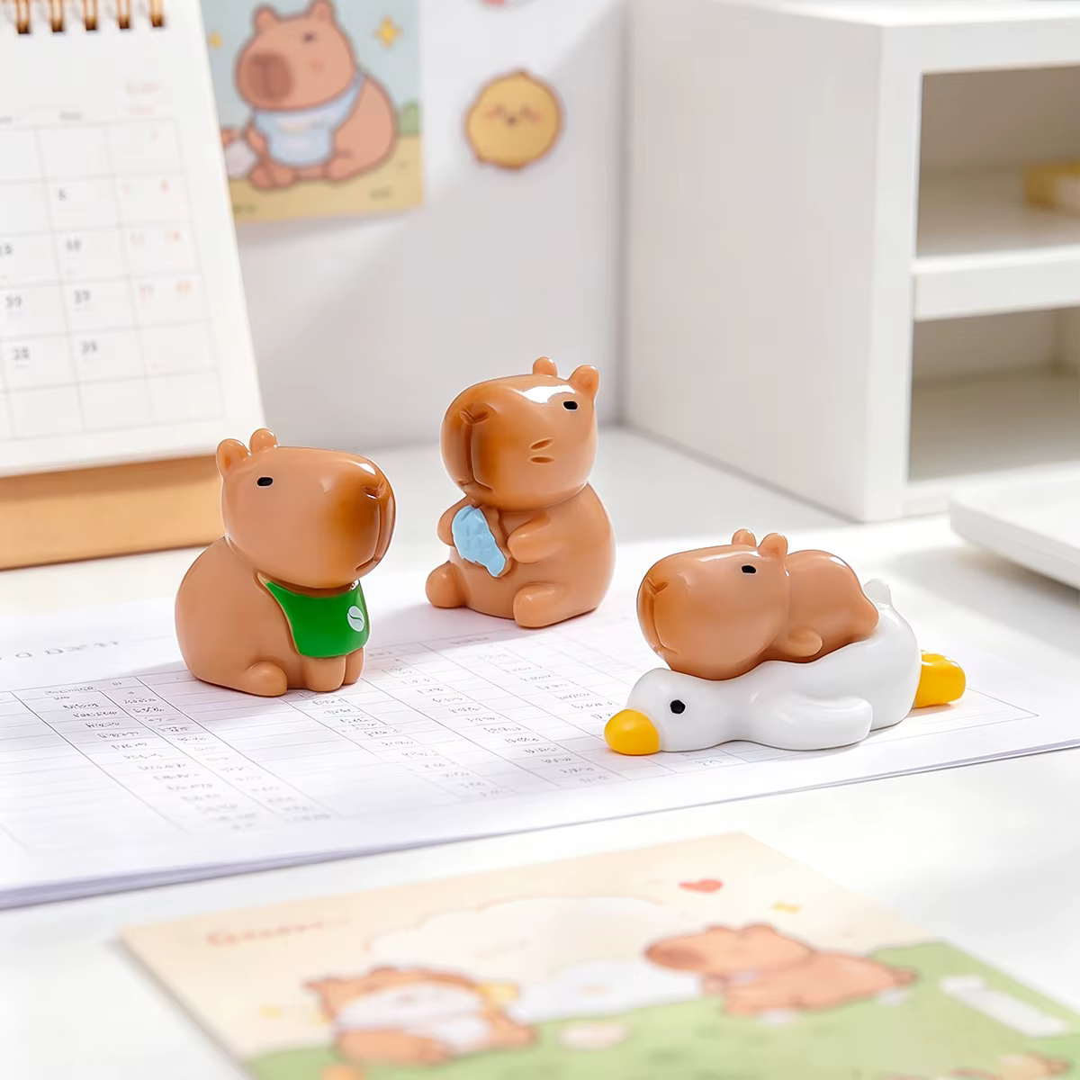 Lot de 5 figurines mignonnes en résine Capybara