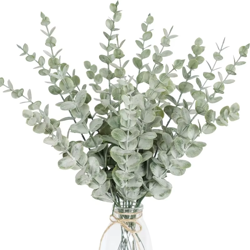 Feuilles d'eucalyptus vertes artificielles