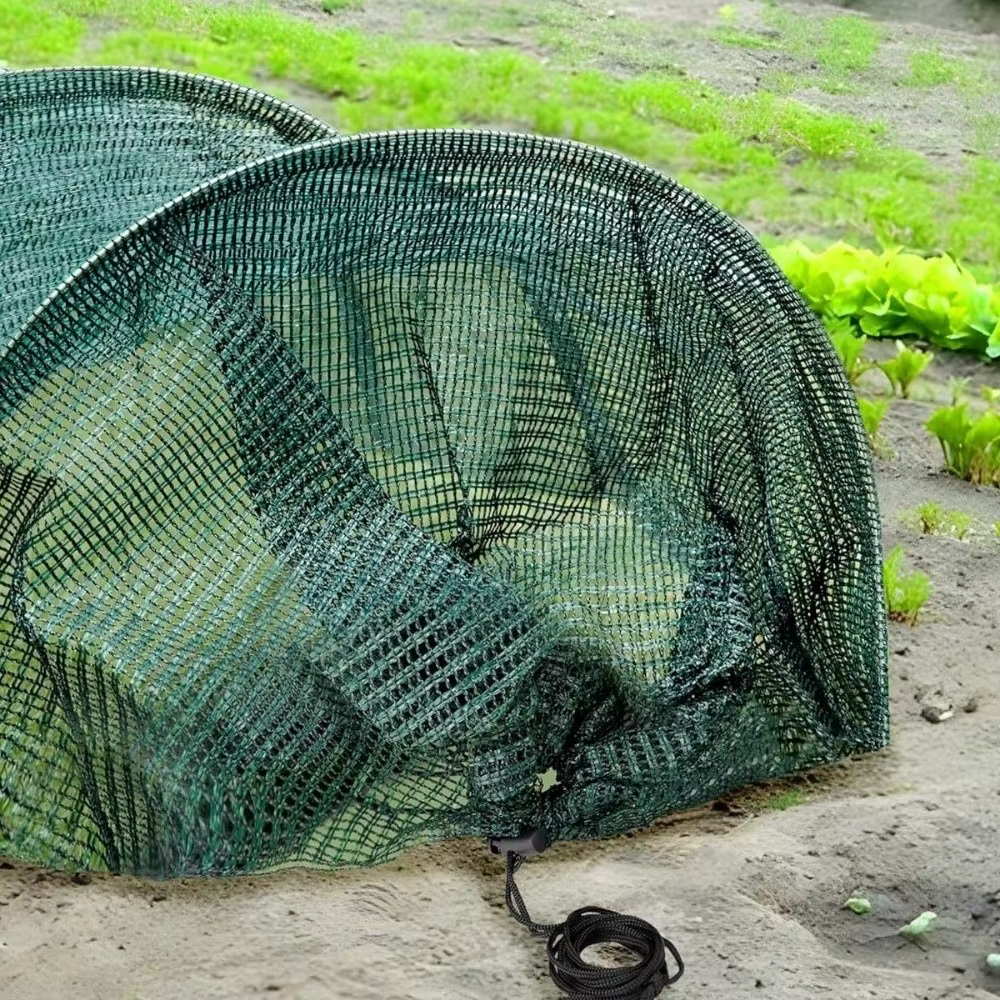 Serre tunnel pliable verte avec protection UV en maille verte