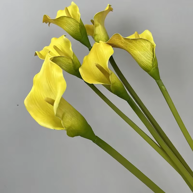 Simulation de fleurs artificielles Calla Lily pour décoration d'hôtel
