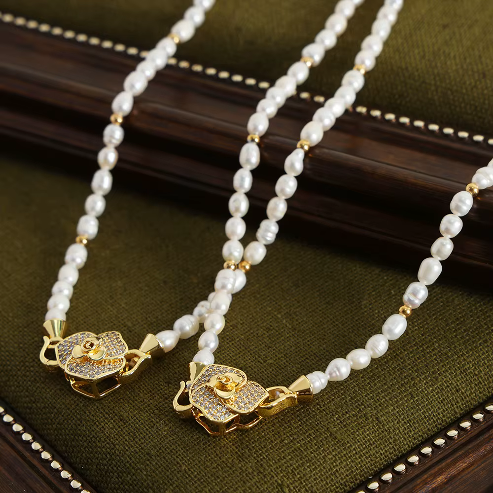 Nivora-Collier de Perles d'Eau Douce Élégant pour Femme, Pendentif Fleur de Cuivre, Strass, Tour de Cou, Bijoux de Fiançailles de Mariage