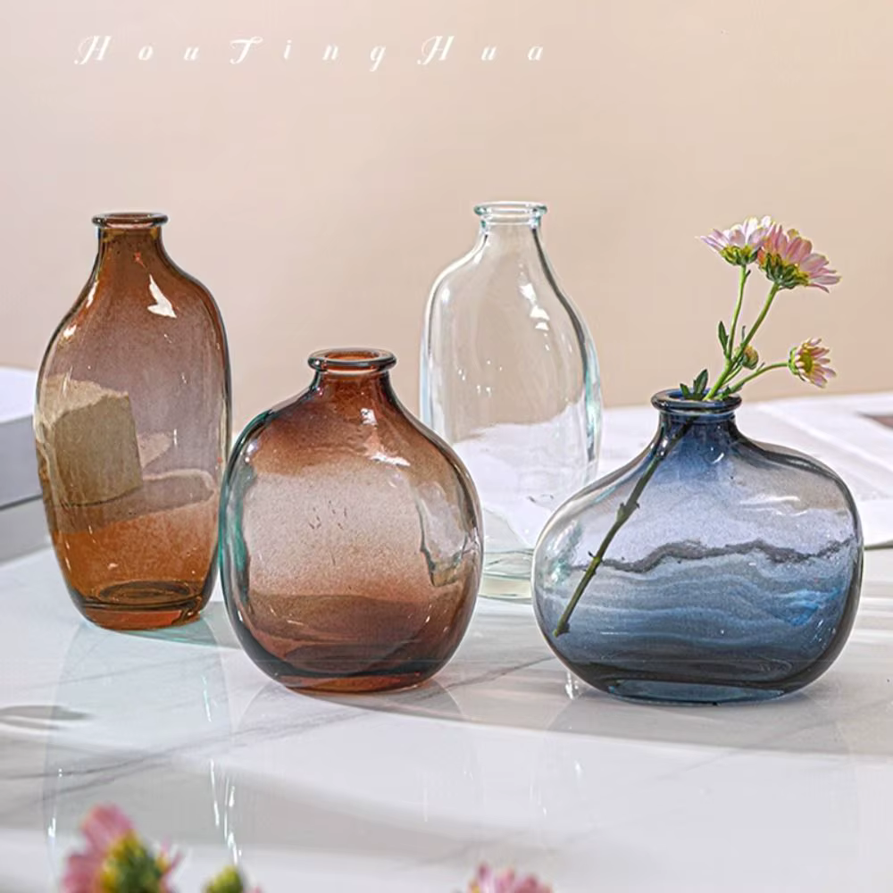 Mini vase à fleurs en verre
