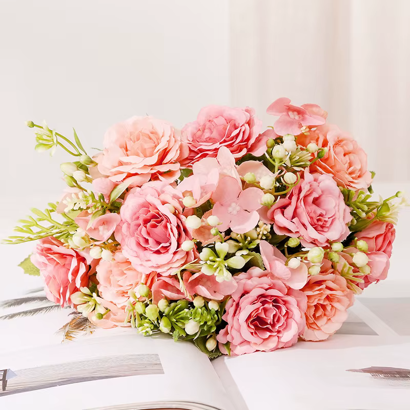 Bouquet de fleurs artificielles en soie vintage