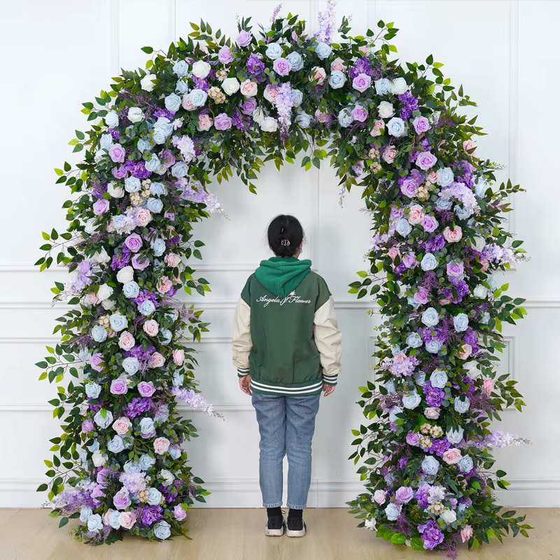 Décoration d'arche de mariage en plein air