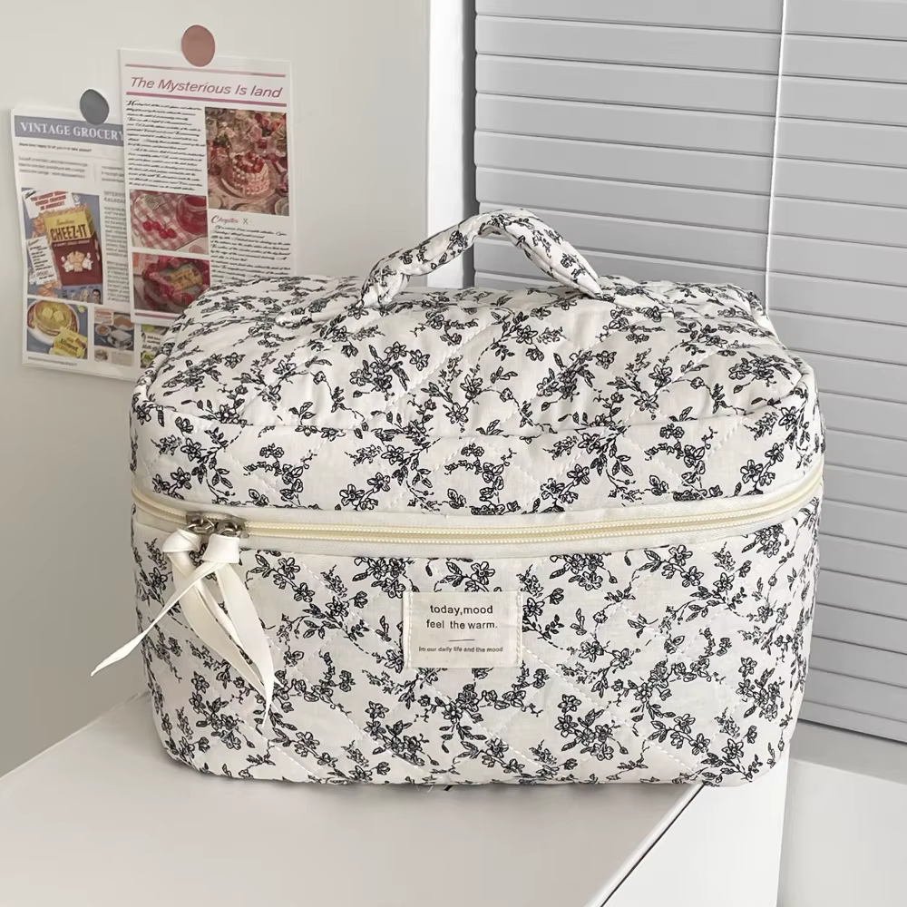 Sacs de courtepointe à fleurs noires pour femmes, sac à main de voyage, pochette fourre-tout à fermeture éclair portable, évaluation cosmétique, stockage de maquillage, poudres, mode Ins