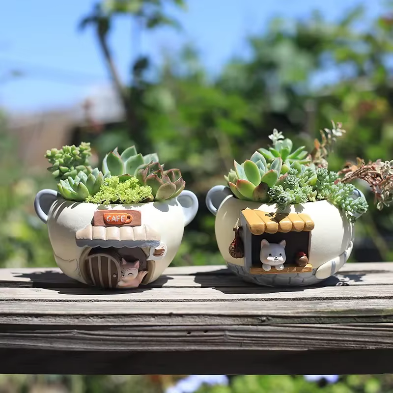 Petit Pot de Plantes en Résine