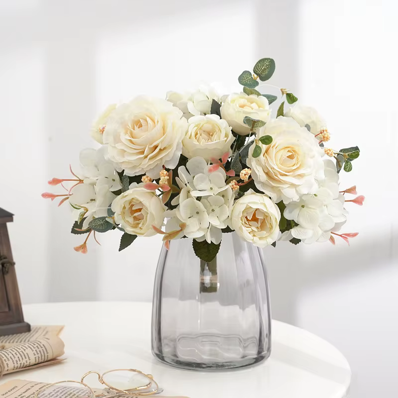 Bouquet de roses artificielles rétro en soie