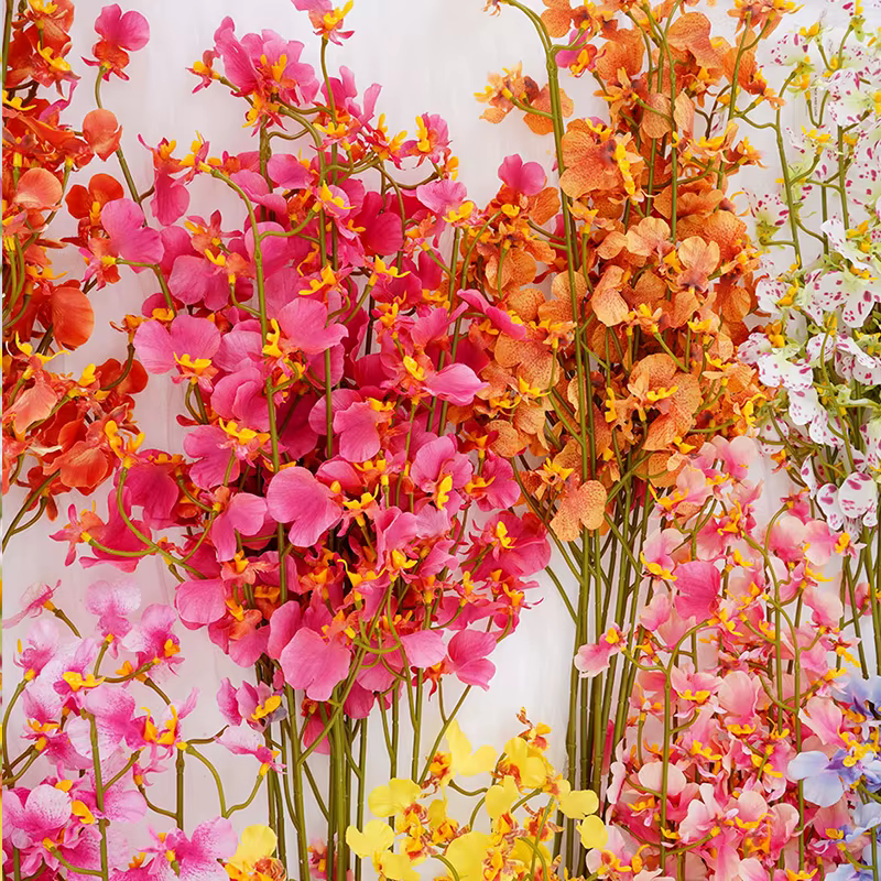 Bouquets de branches d'orchidées pour la décoration de jardin