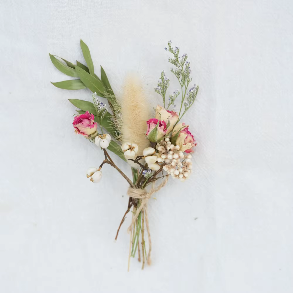Mini bouquet de fleurs séchées naturelles