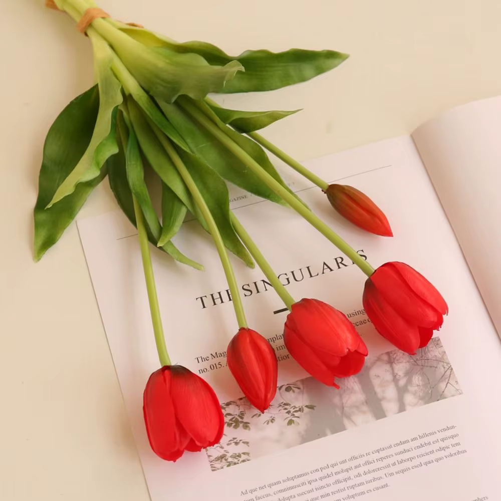 Bouquet de tulipes réalistes à 5 têtes