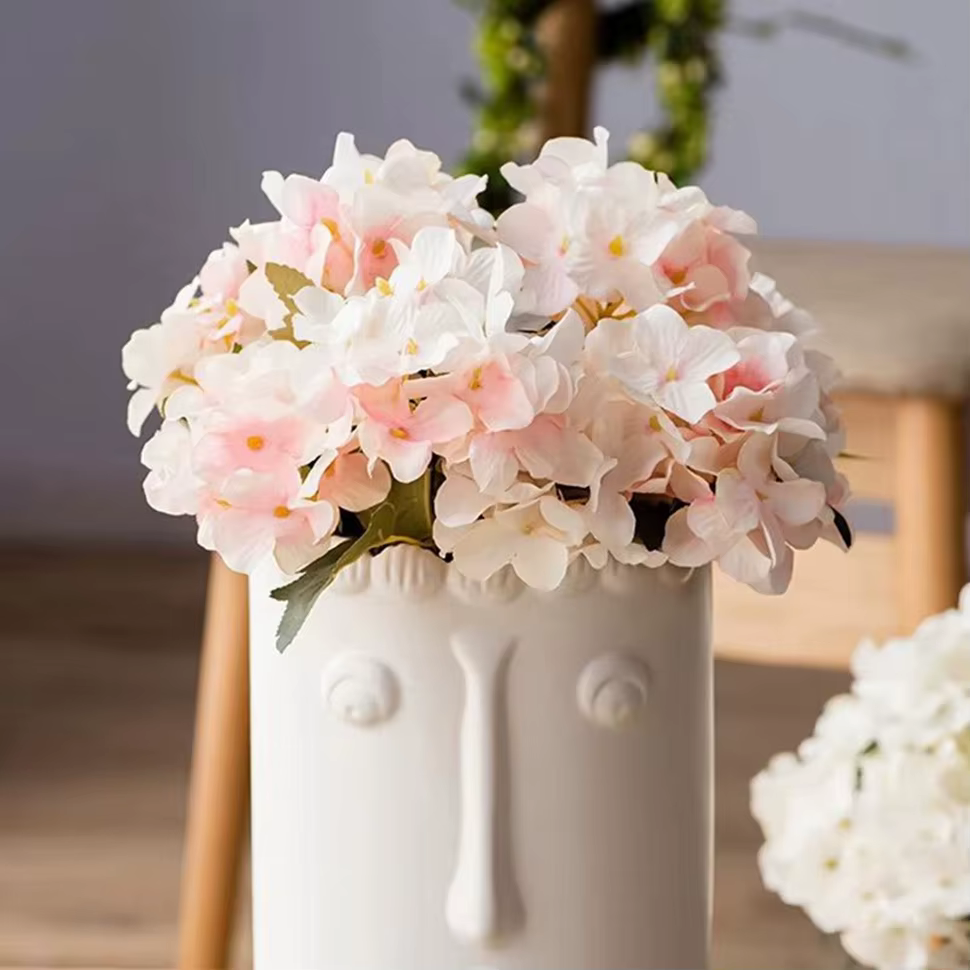 Fleurs artificielles en soie