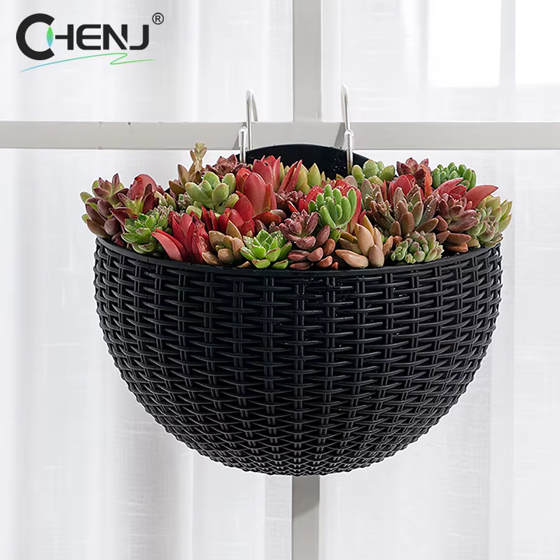 Pot de fleur mural en plastique exquis