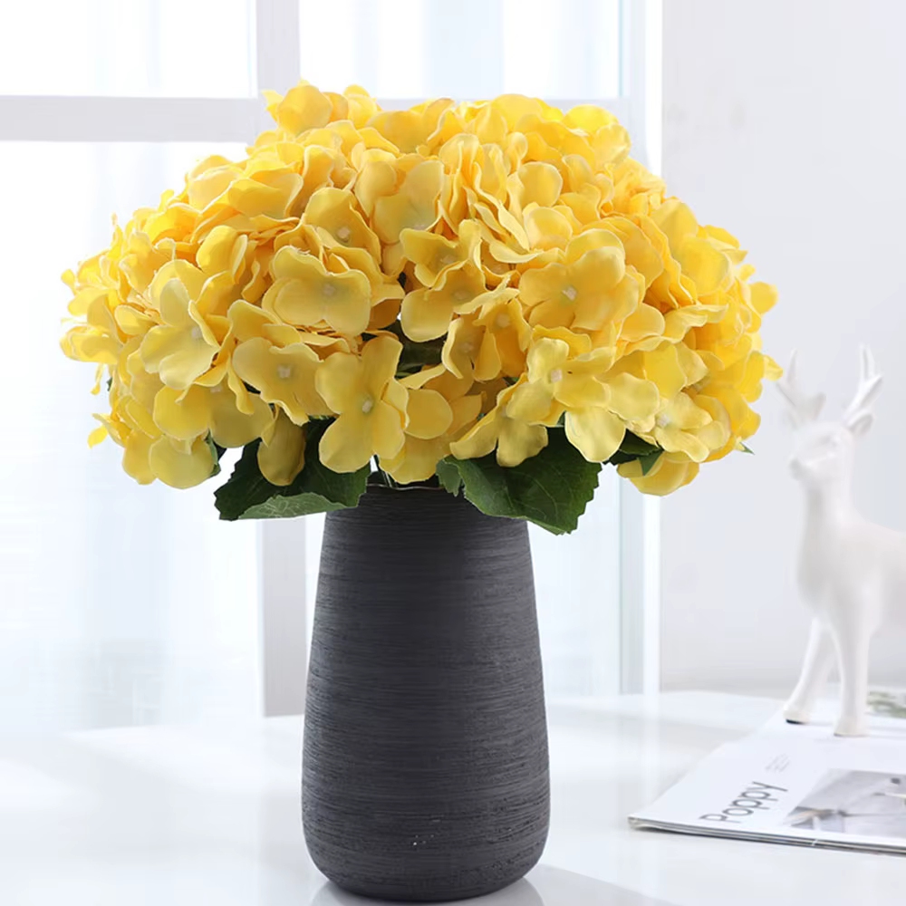 Vase d'hortensia artificiel en soie