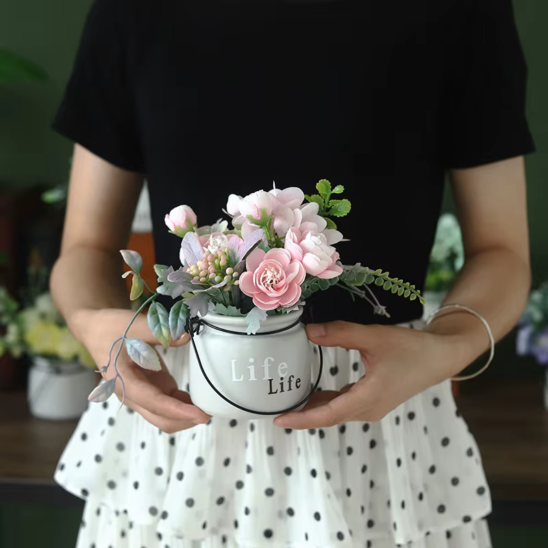 Petites Fleurs Artificielles pour la Décoration de la Maison