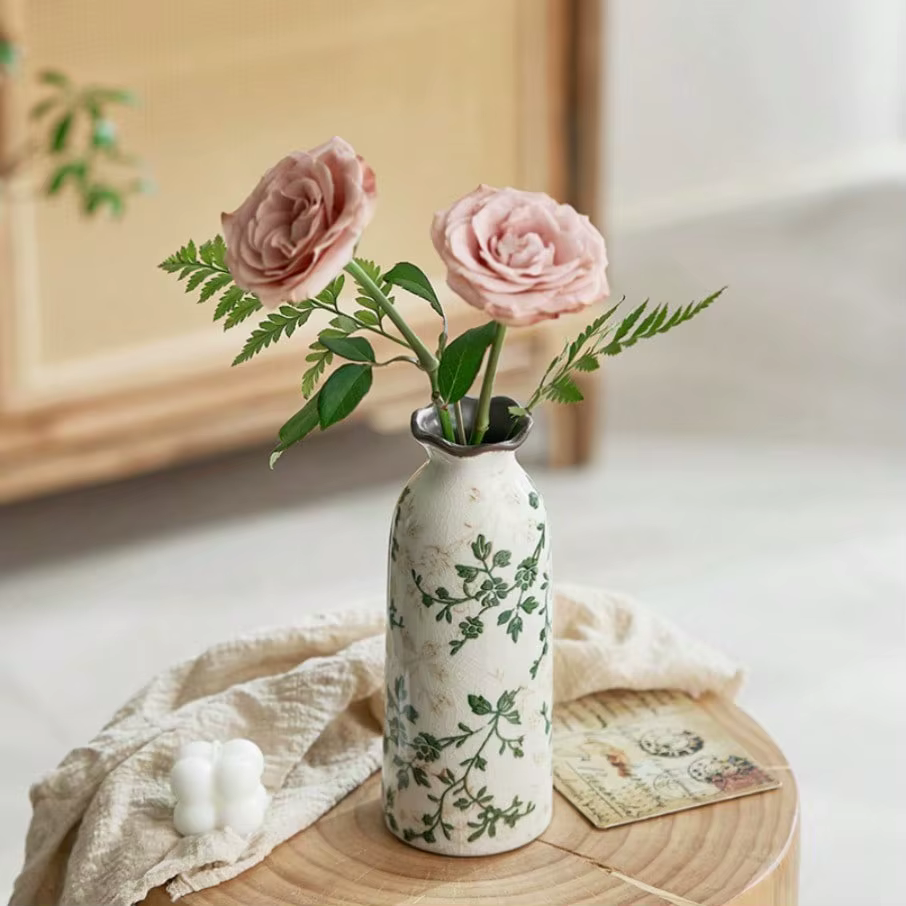 Vase à fleurs en céramique craquelé