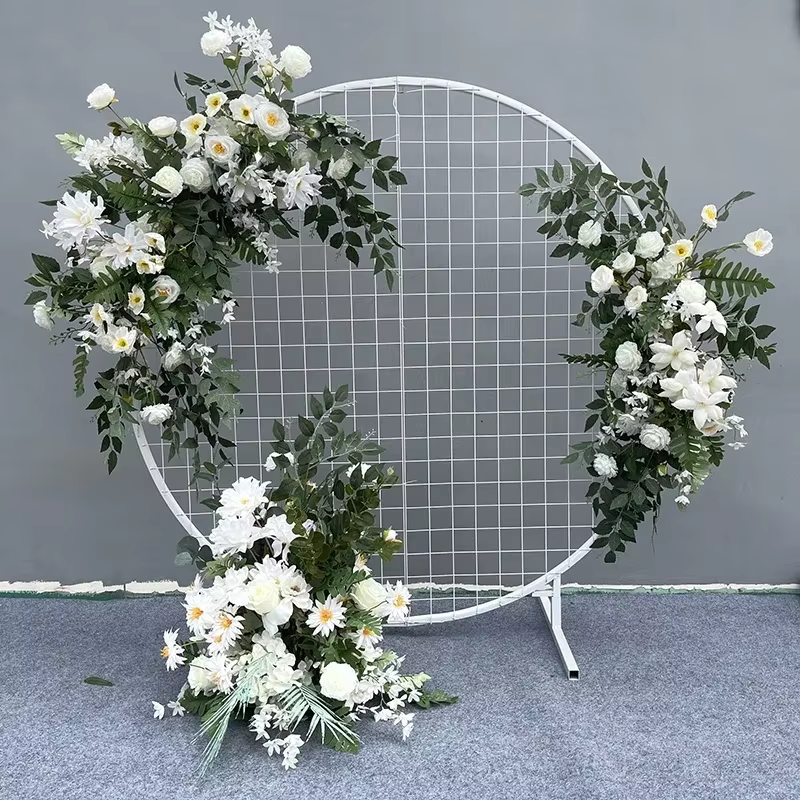 Arrangement floral de mariage en soie