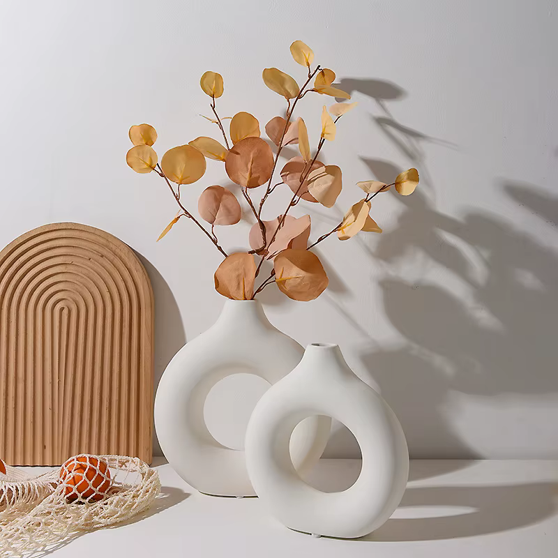 Vase à fleurs blanc nordique
